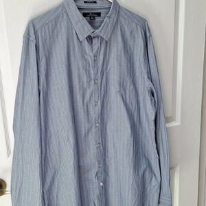 F mens Marc Anthony long sleeve button down slim fit dress shirt XL. EUC